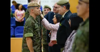 Robles condecora a la Brigada 'Canarias' XVI por su despliegue en Líbano y su labor durante la Dana