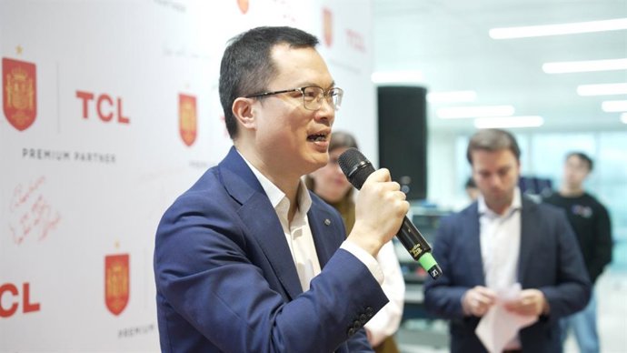El director ejecutivo de TCL en Europa, Carlos Li.