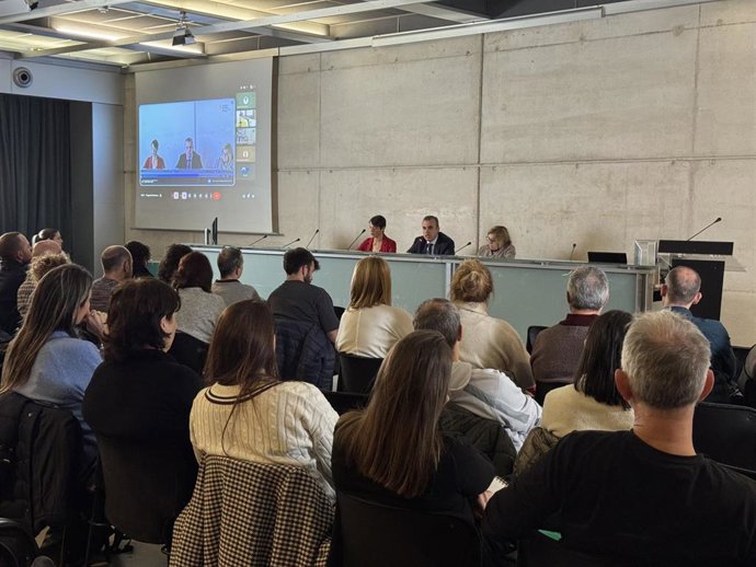 Reunión de Educación con responsables del programa Erasmus de los centros de Baleares