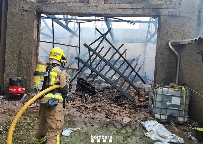 Els Bombers de la Generalitat a l'incendi de Sabadell