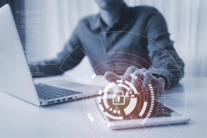 Archivo - La ciberseguridad en los dispositivos electrónicos