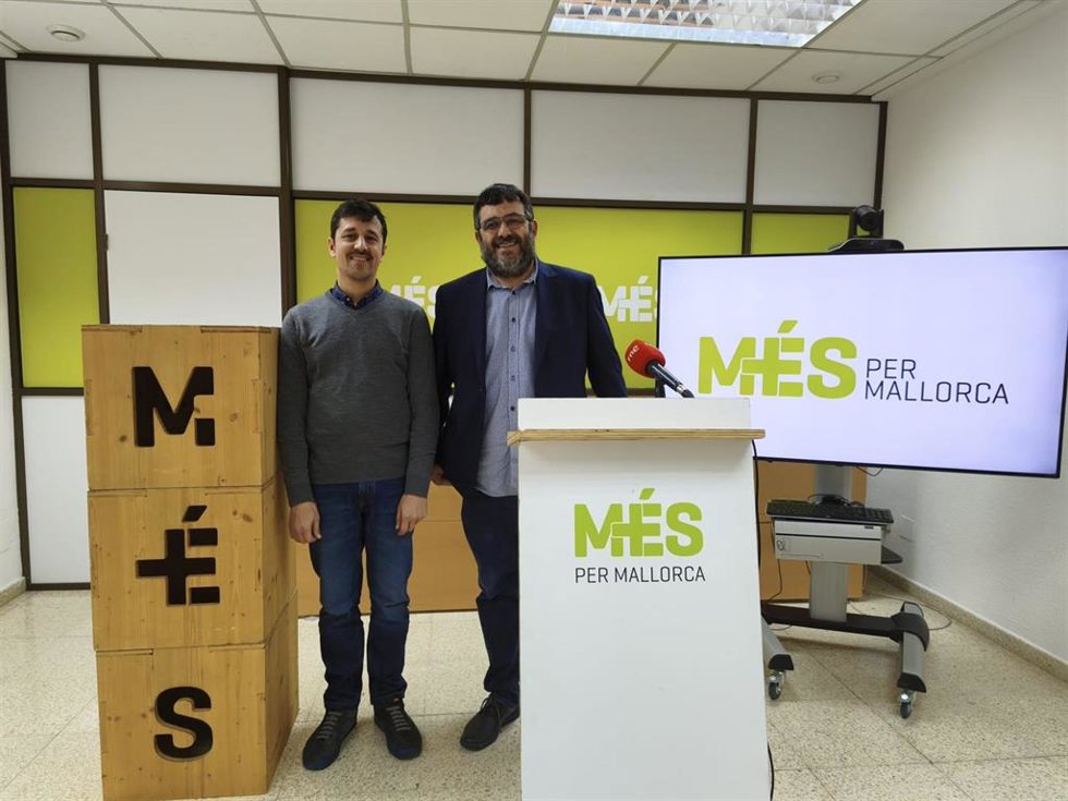 El diputado de Sumar-MÉS en el Congreso, Vicen Vidal, y el diputado ecosoberanista en el Parlament, Ferran Rosa.