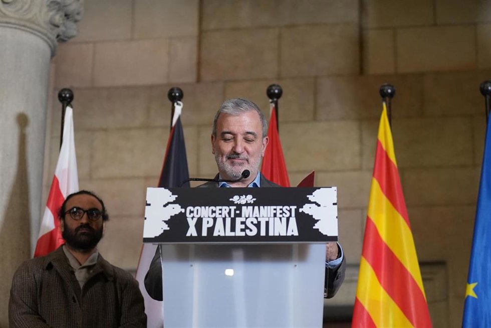 Collboni en la recepción a los artistas palestinos que actuarán en el Concert-Manifest X Palestina