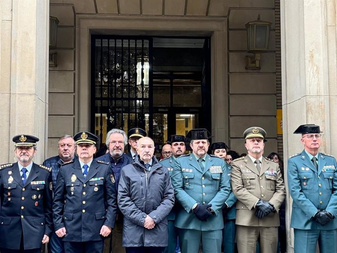 Minuto de silencio en memoria de las víctimas de violencia de género.