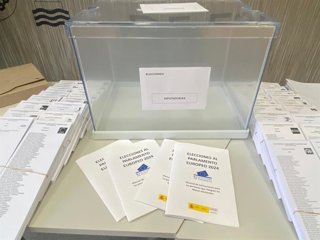 Archivo - Urna para las elecciones europeas del 9 de junio de 2024