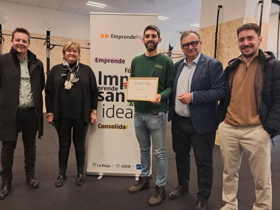 El programa EmprendeRioja reconoce el proyecto empresarial de Mako Sports en Autol