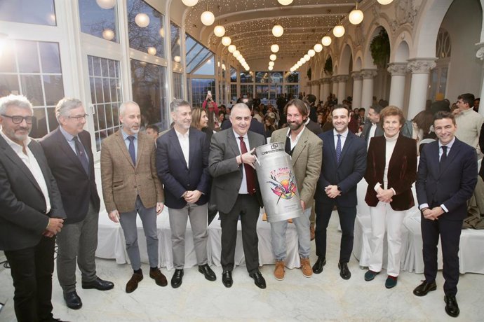 Presentación de La Vaca Gigante