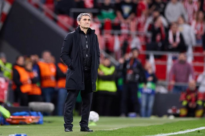 El entrenador del Athleitc Ernesto Valverde durante el partido de Liga de Campeones entre los rojiblancos y el Sporting de Portugal.