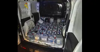 Detienen en Azuqueca a tres personas que se dieron a la fuga tras robar baterías en un camión en la A-2