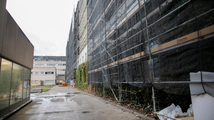 El SERIS rehabilita la fachada del antiguo edificio de hospitalización del San Pedro