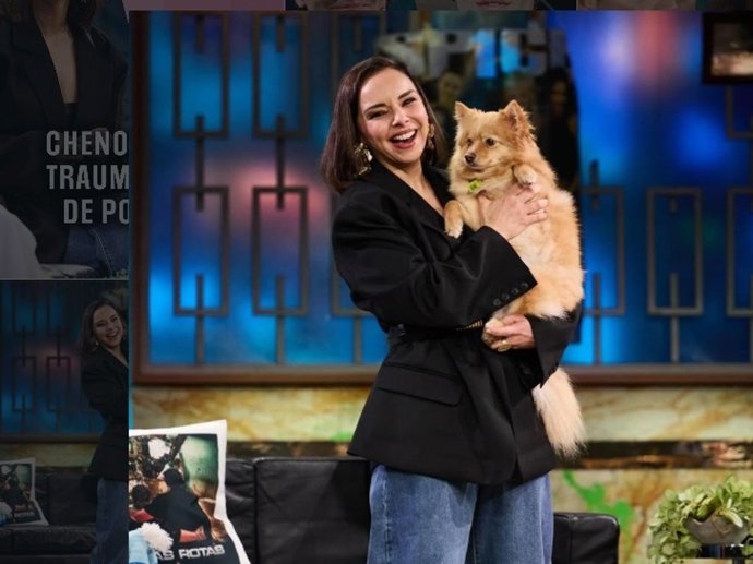 Chenoa en el plató de 'La Revuelta'