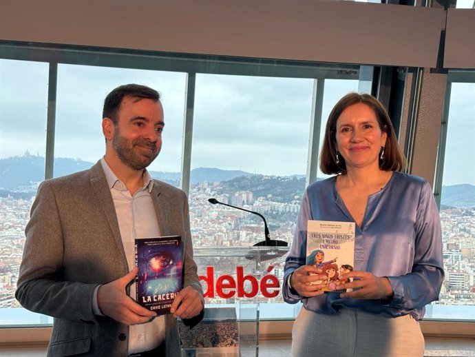 Archivo - David Lozano i Beatriz Giménez, premis Edebé 2025 de Literatura Juvenil i Literatura Infantil