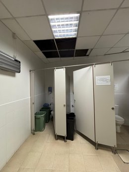 CSIF critica "la situación de ruina" en la que se encuentran algunos vestuarios de personal del Hospital San Pedro