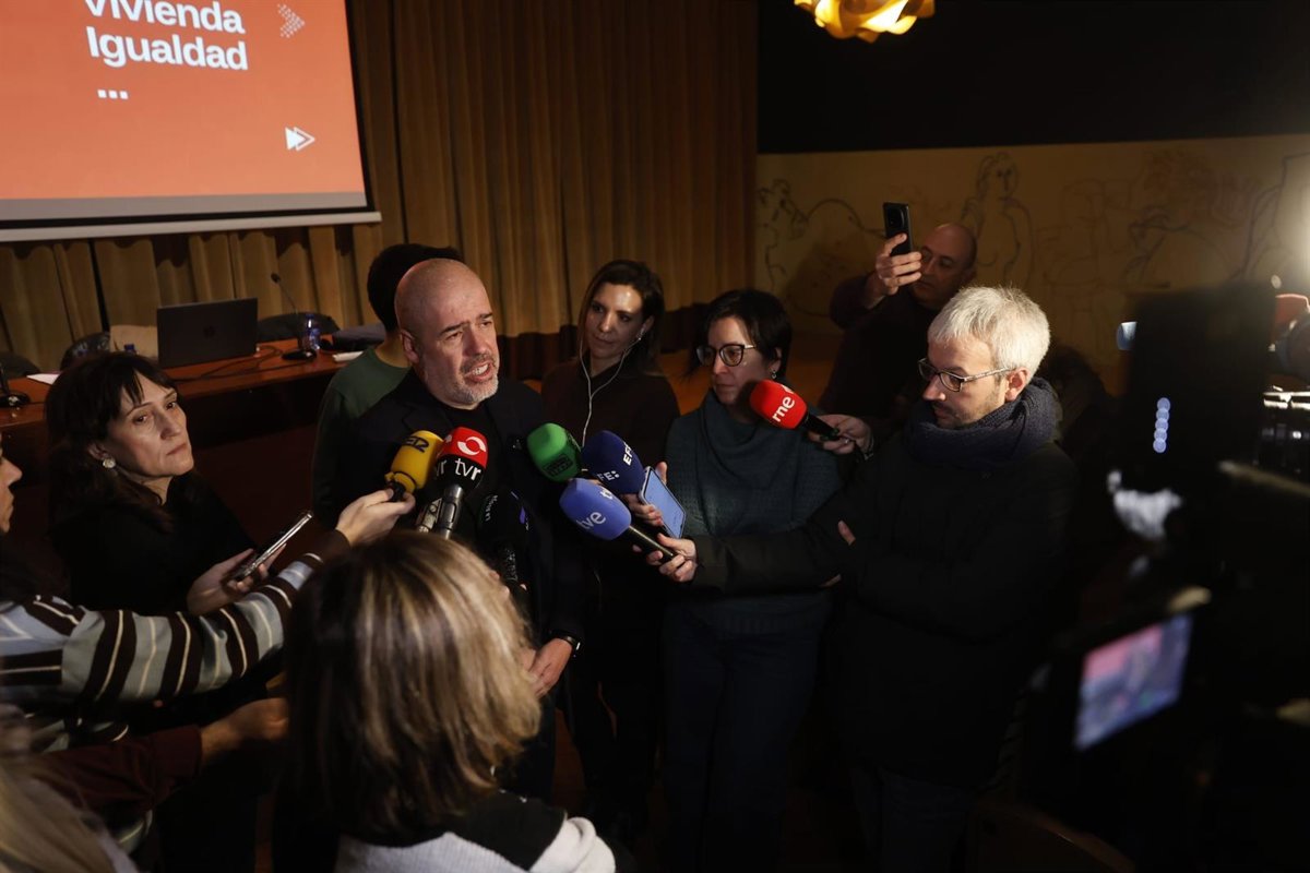 Sordo considera que son los explotadores los que se oponen al proceso de regularización