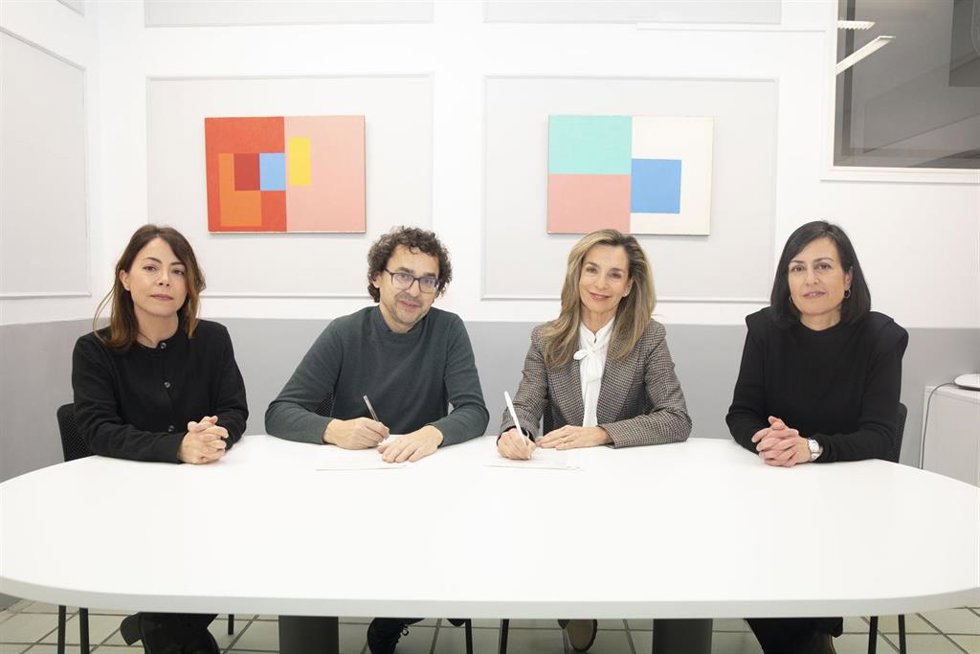 Firma del convenio.