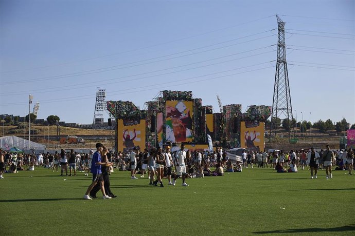 Archivo - Imagen de recurso de asistentes a un festival en el Iberdrola Music Experience