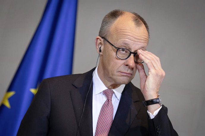 28 de janeiro de 2026, Berlim, Berlim, Alemanha: Friedrich Merz na recepção do primeiro-ministro da Romênia para uma conversa conjunta seguida de declaração à imprensa na Chancelaria Federal. Berlim, 28/01/2026