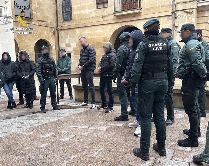 La Guardia Civil despliega un operativo para dar soporte al Juzgado en la reconstrucción del crimen de 2024 en Haro