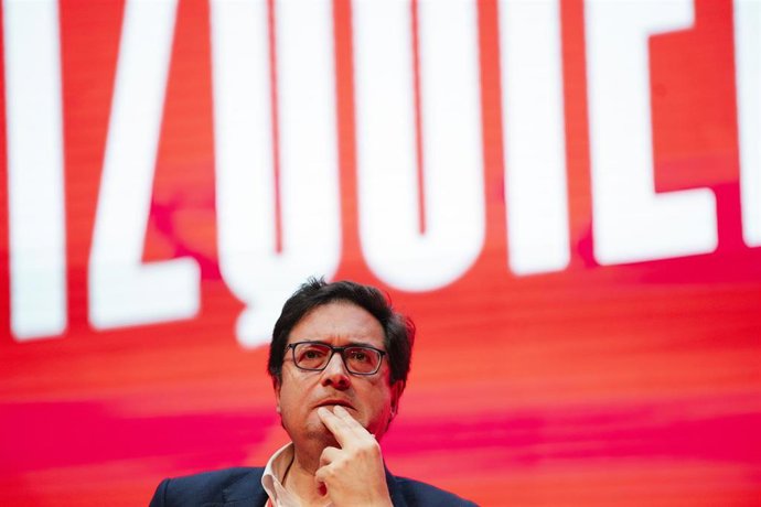 Archivo - El secretario general del PSOE-M y ministro para la Transformación Digital y de la Función Pública, Óscar López.