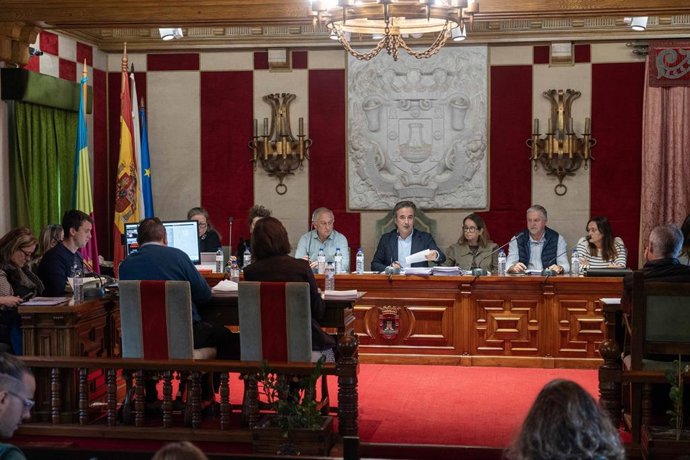 Archivo - Pleno de Camargo