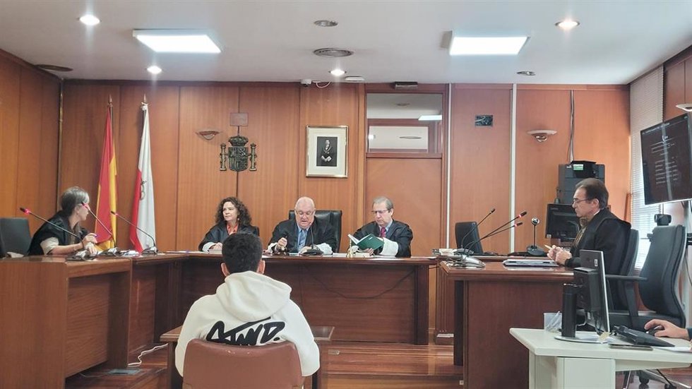 Niega relaciones con una menor y que supiera su edad y la fiscal sube a 10 años la petición de cárcel