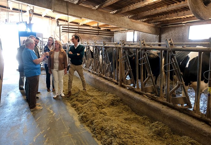 Archivo - El Gobierno de Cantabria abona 10 millones de euros de las nueve líneas de ayuda del sector agrario