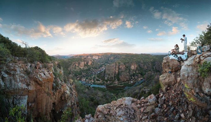 Sudáfrica, destino para San Valentín único entre safaris, viñedos y atardeceres
