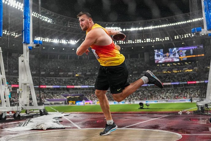 Archivo - El lanzado de disco alemán Henrik Janssen durante el Mundial de Tokio de 2025