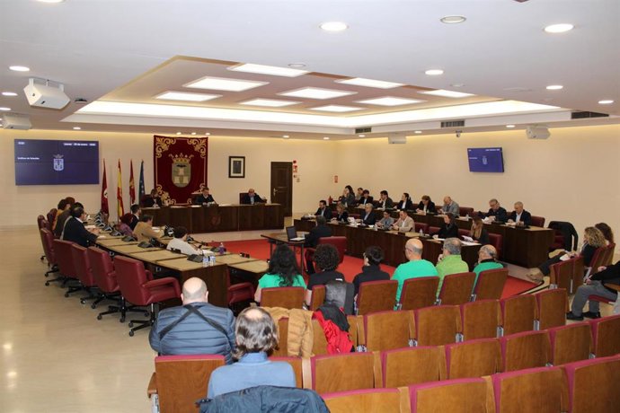 Pleno en el Ayuntamiento de Albacete.