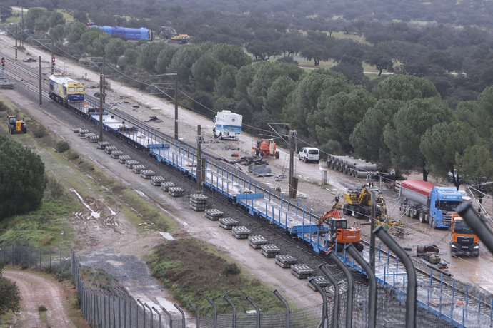 Adif inicia los trabajos de reparación de la vía en Adamuz tras el accidente ferroviario