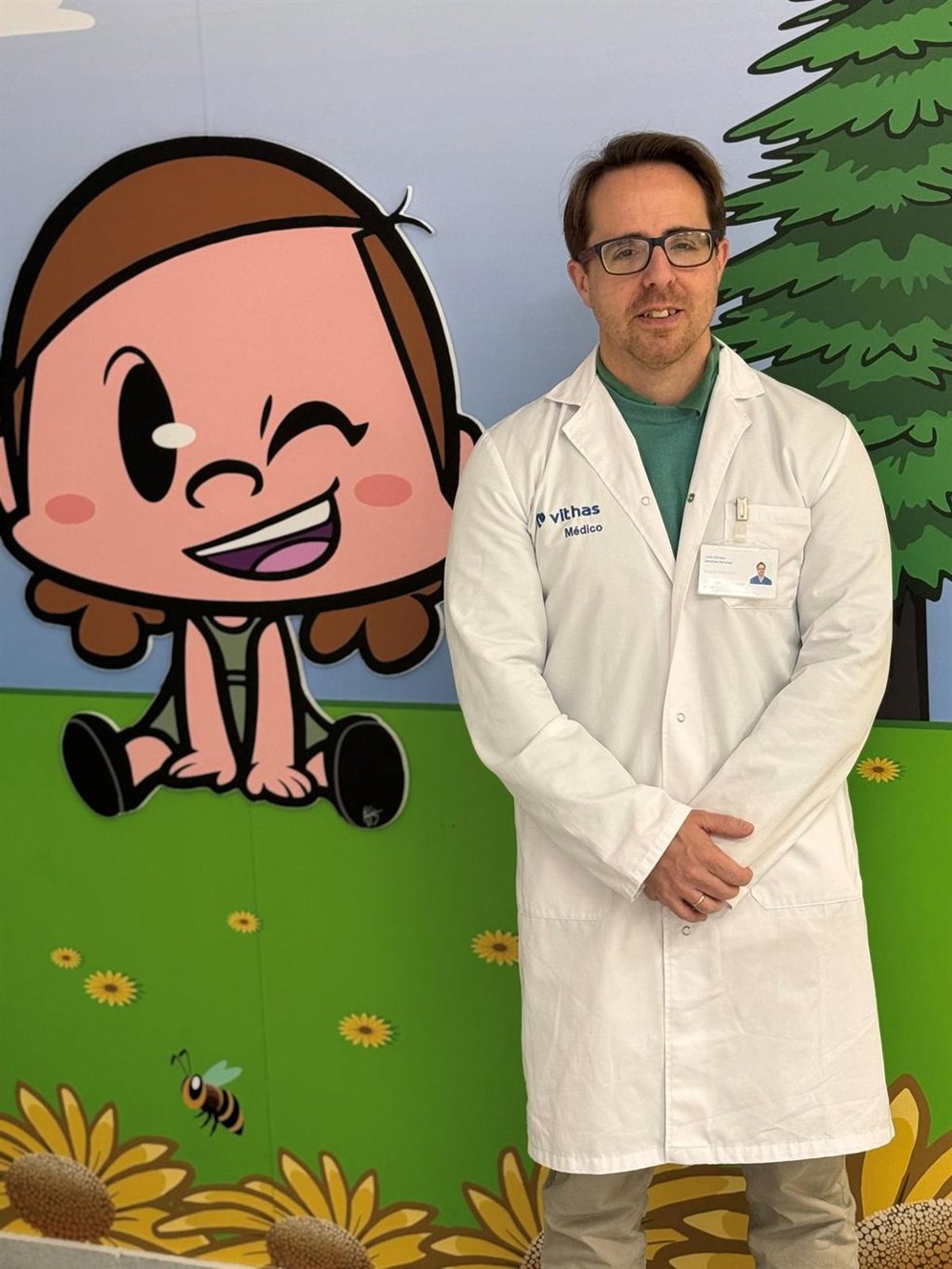 El doctor Enrique Sánchez, jefe del servicio de Pediatría de Vithas Málaga y Vithas Xanit Internacional.