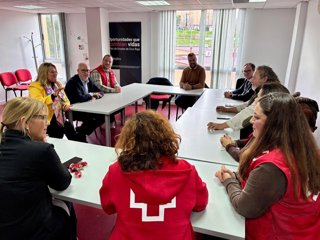 Visita al servicio de acogimiento familiar de Cruz Roja en Jaén.