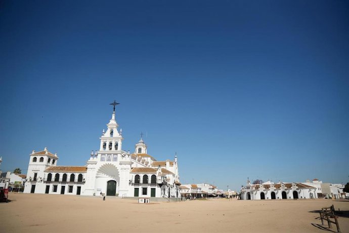 Archivo - Aldea de El Rocío, en Almonte (Huelva).