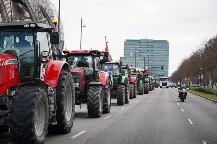 Archivo - Protesta del sector primario en Vitoria-Gasteiz