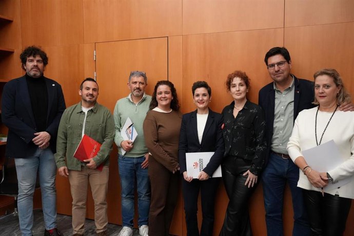 La Diputación de Badajoz y los sindicatos firman un acuerdo en materia de empleo.