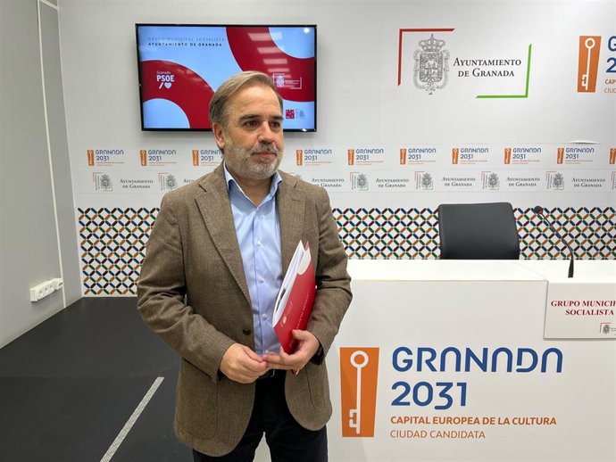 El concejal del Grupo Municipal Socialista en el Ayuntamiento de Granada, Jacobo Calvo.