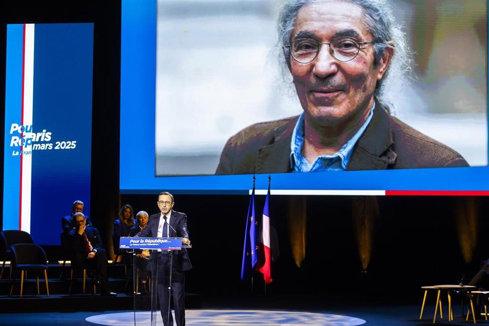 Archivo - Evento público en favor del escritor Boualem Sansal, en Francia. 
