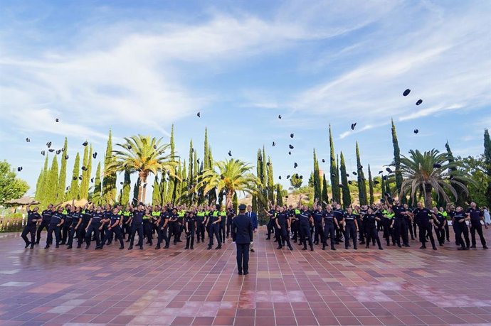 Archivo - Acto de clausura y entrega de diplomas a los alumnos de la 50ª Promoción del Curso de Ingreso en los Cuerpos de la Policía Local de Andalucía.