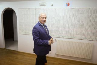 Archivo - El hasta ahora presidente de la Diputación de Lugo, José Tomé, a su llegada a la comparecencia, en la sede del PSdeG-PSOE en Monforte, a 10 de diciembre de 2025, en Monforte de Lemos, Lugo, Galicia (España). El acto tiene lugar después de que ay