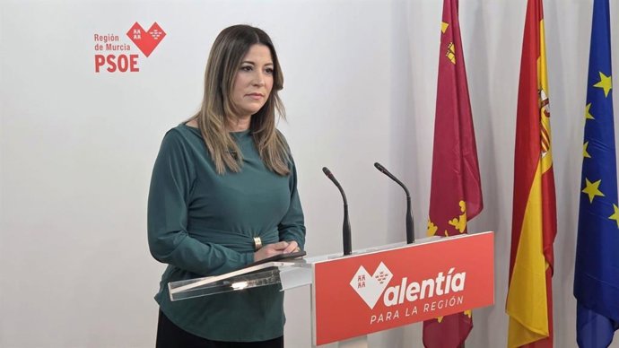 La portavoz del PSOE de la Región de Murcia, Isabel Gadea