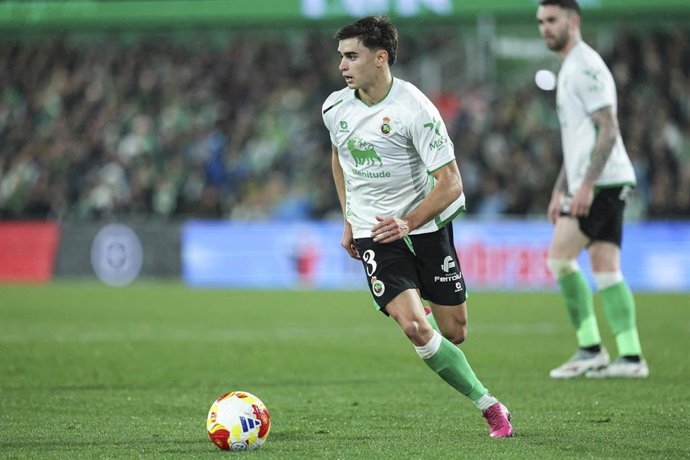 Mario García durante un partido del Real Racing de Santander
