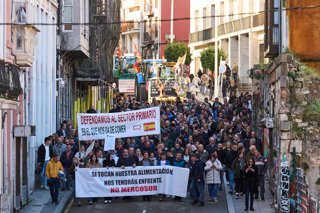 Tractorada en Santander, a 29 de enero de 2026, en Santander, Cantabria (España). La tractorada se produce contra el acuerdo de Mercosur por el que se ha movilizado todo el sector agrario a nivel nacional y el recorte del 23% del presupuesto previsto en l