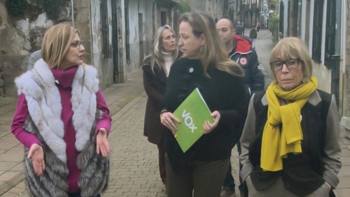 La portavoz parlamentaria de Vox Cantabria, Leticia Díaz, en Cartes