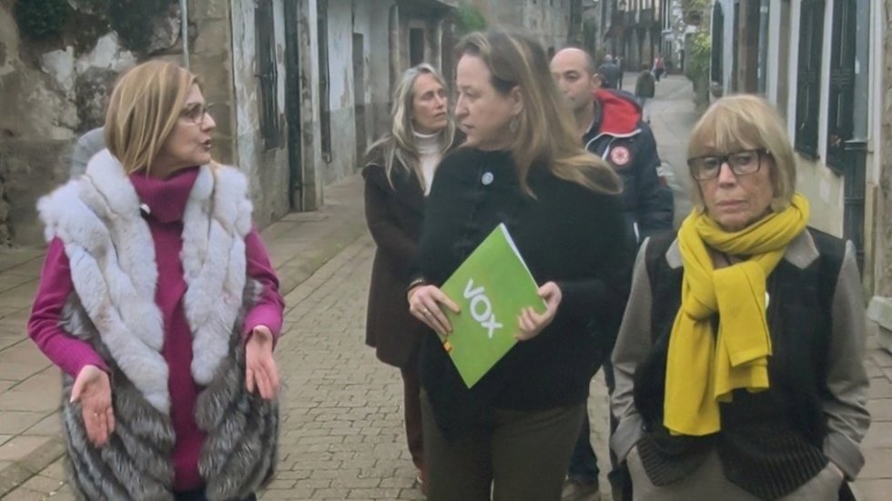 La portavoz parlamentaria de Vox Cantabria, Leticia Díaz, en Cartes