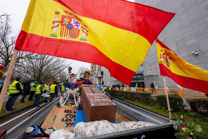 Tractorada para protestar contra el acuerdo de la UE y Mercosur y la reforma de la PAC.