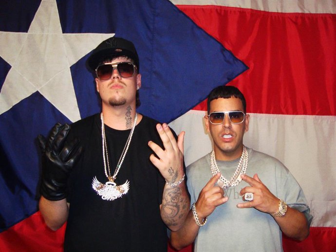 Los artistas Saiko y Tito el Bambino