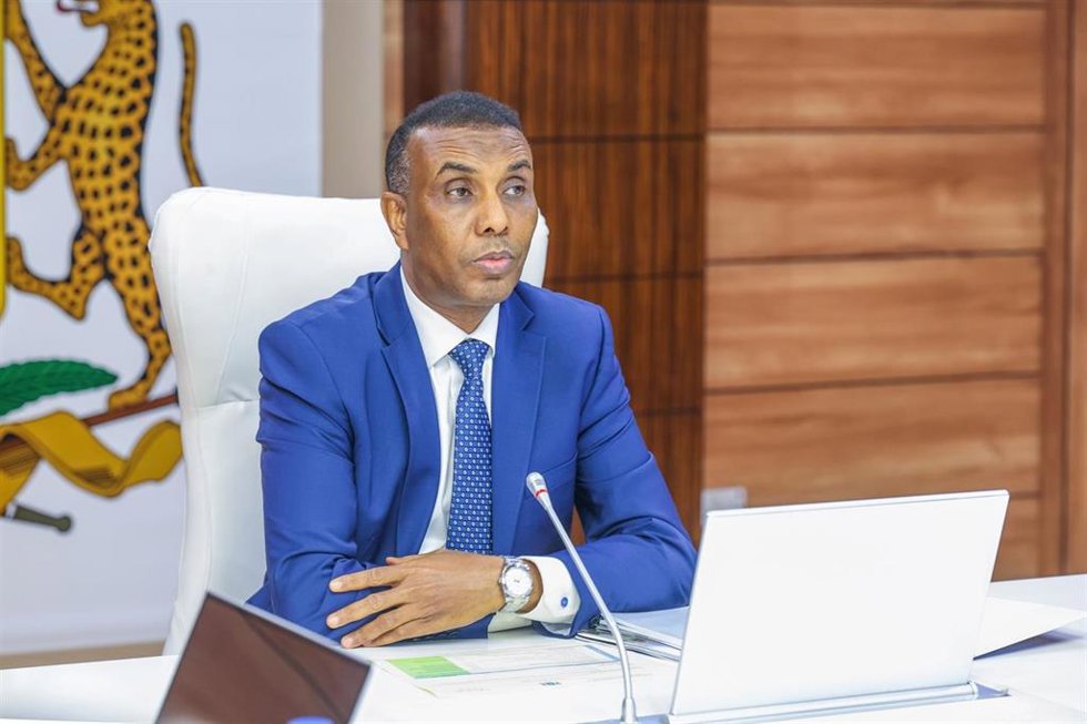 El primer ministro de Somalia, , Hamza Abdi Barre