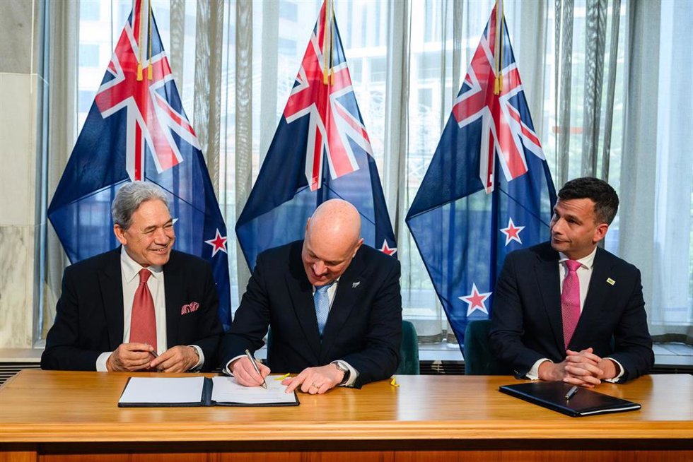 Archivo - De izquierda a derecha, el ministro de Exteriores de Nueva Zelanda, Winston Peters; el primer ministro, Christopher Luxon, y el vice primer ministro, David Seymour