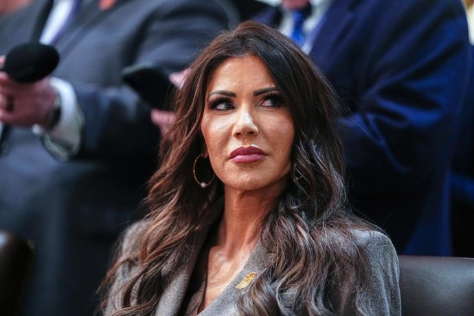 January 29, 2026, Washington, District Of Columbia, USA: United States Secretary of Homeland Security (DHS) Kristi Noem listens as US President Donald J Trump participates in a Cabinet meeting in the Cabinet Room of the White House in Washington, DC, USA,