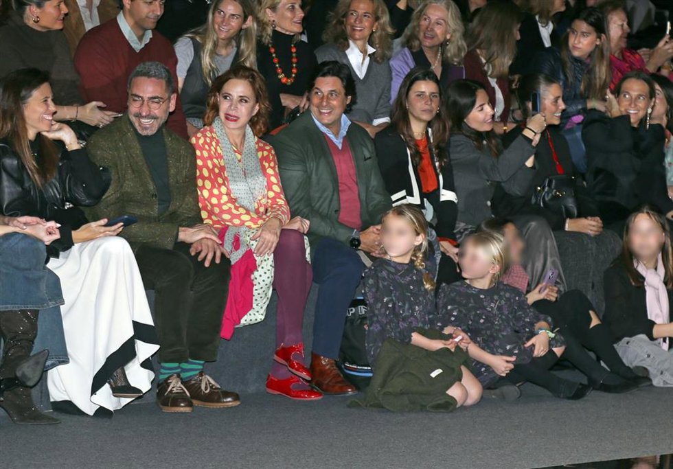 Francisco Rivera junto a su hija Cayetana asisten al desfile de Miabril en la Semana Internacional de la Moda Flamenca Leandro Wassaul MODA;PASARELA;FLAMENCO 29/1/2026